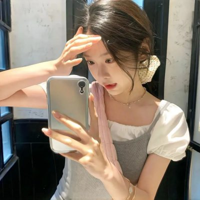 黑夜里的眼睛